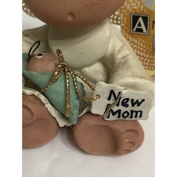 Angel Cheeks 2 1/2" With Baby and Sign NEW MOM Figurine Collectible Decor - Picture 5 of 5